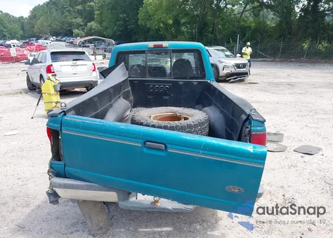 1993 Ford Ranger Super Cab z USA, uszkodzony, nr VIN 1FTCR15U5PPA83155